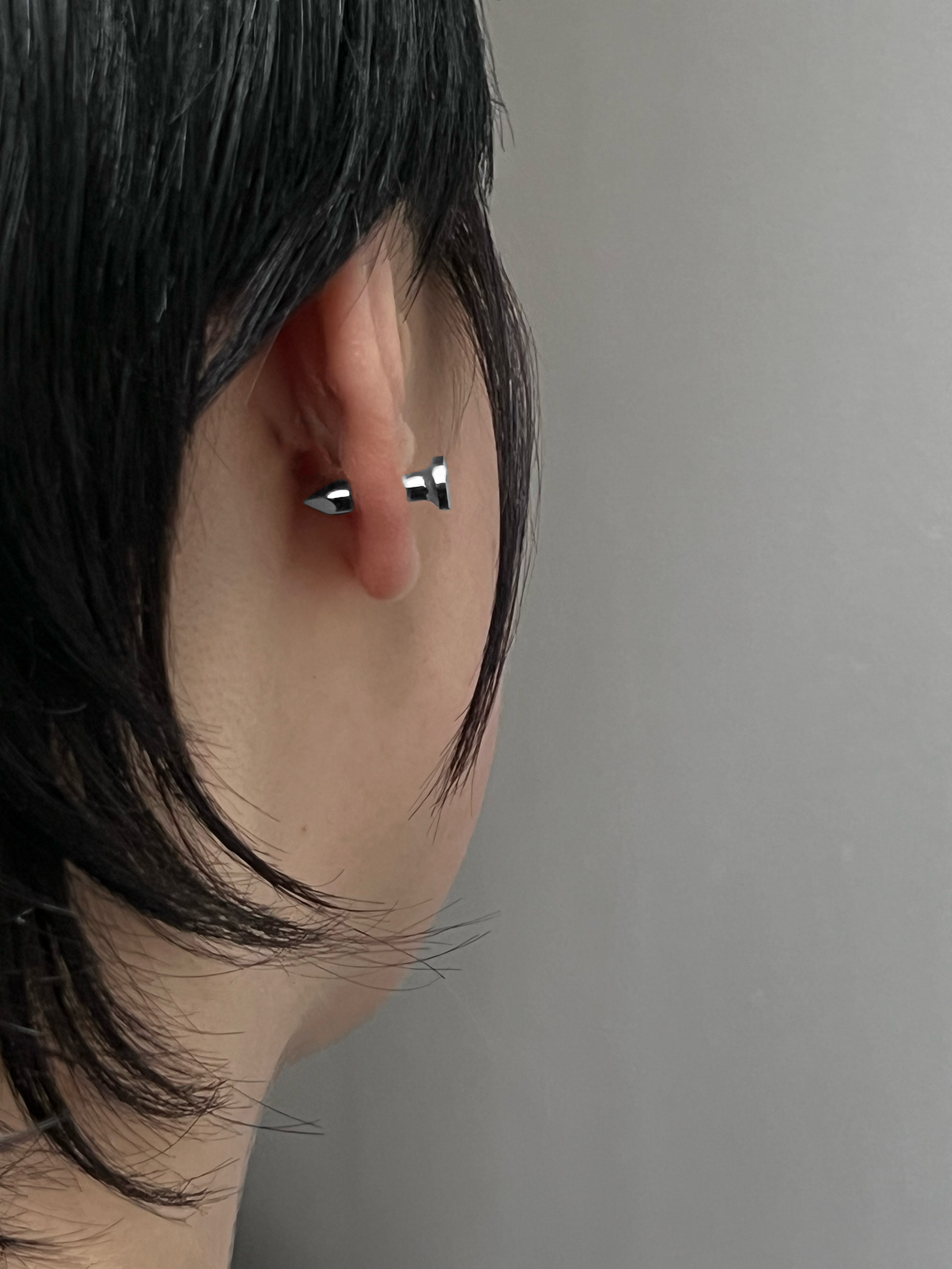 Nail Head Piercing End