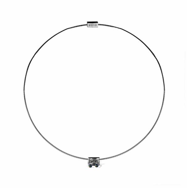 COSTUME BLACK HITCH NECKLACE