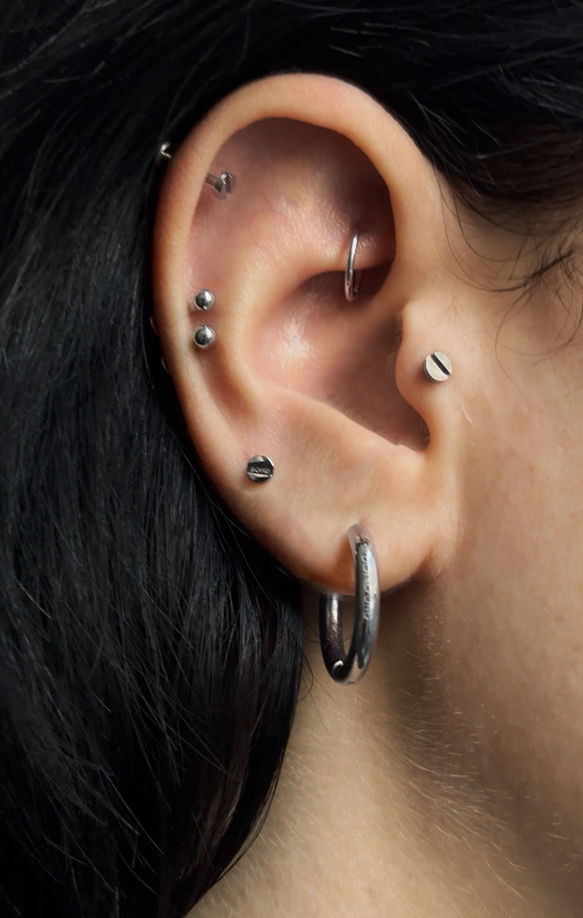 Screw Top Externally Threaded Piercing End
