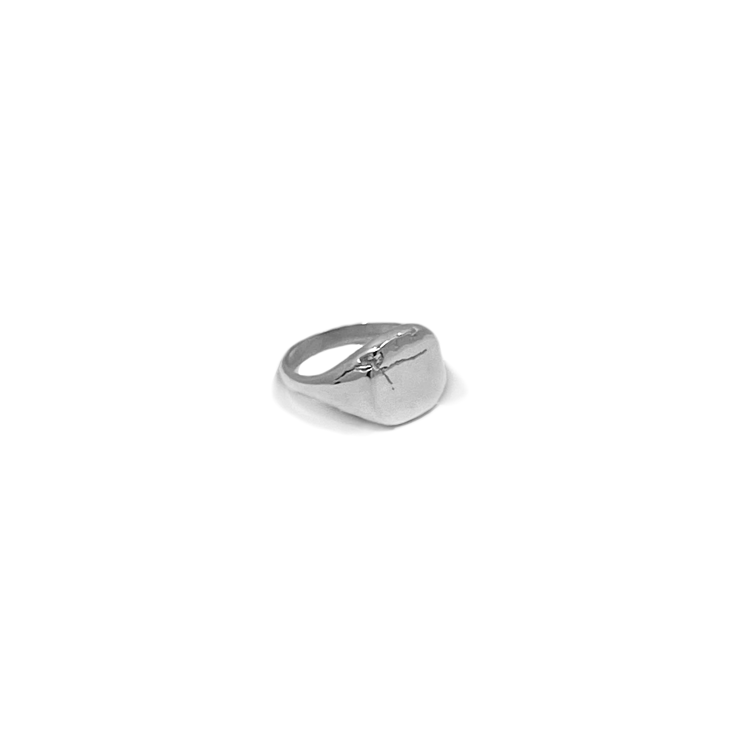 Cracked Signet Ring - 935 Silver